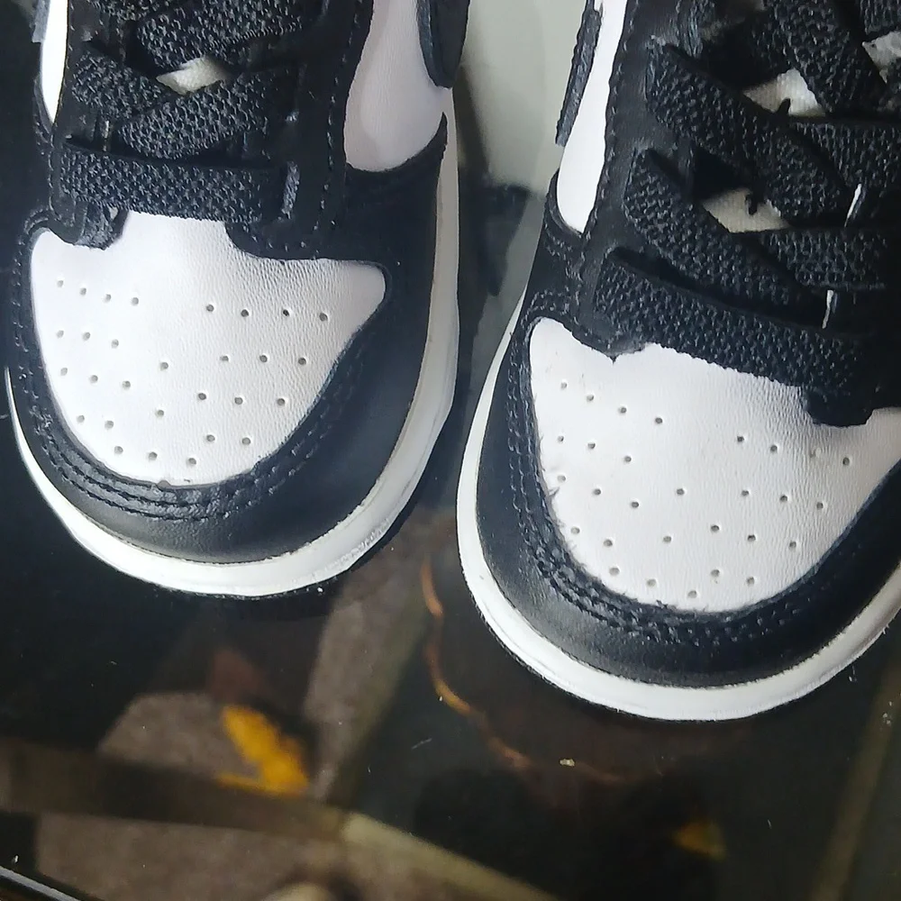Nike Dunk Low Black And White (Panda) Size 5c - Picture 9 of 16